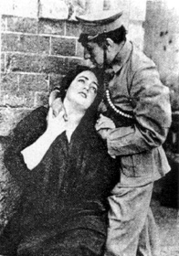 Mimí Derba with Eduardo Arozamena, in La soñadora (1917).