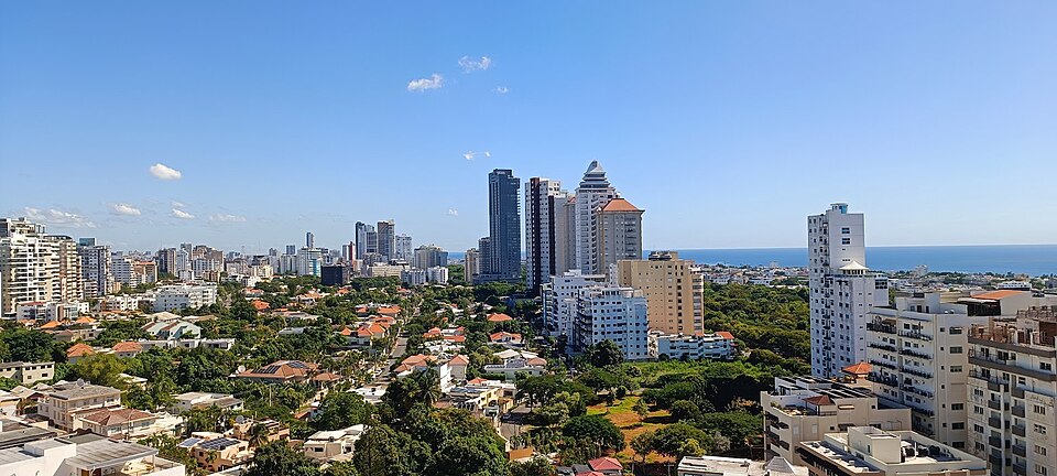 Panoramic view of the Los Cacicazgos area, Santo Domingo