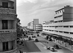Kingsway (now HaAtzmaut Road) in the 1930s