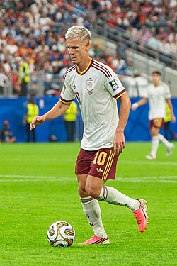 Olmo playing for Spain against France in the 2026 FIFA World Cup semi-finals