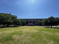 Earl K. Long Library