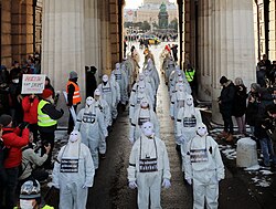 Protest against coronavirus restrictions in Vienna, 2021-01-16