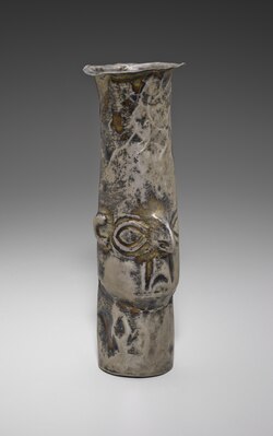 Chimú beaker with face, Central Andes, 1100–1536, made of hammered silver – Yale University Art Gallery
