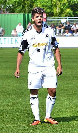 Pozuelo with Swansea in 2013