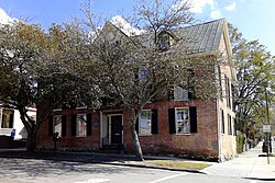 Mitchell-Anderson House (built 1738)