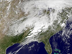 The extratropical cyclone responsible for the 2011 Super Outbreak