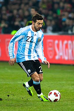 Lavezzi playing for Argentina in 2011