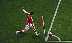 Nasri taking a corner kick for Arsenal