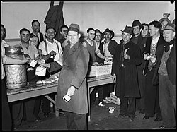 Work-in strike at Gasworks, Sydney, 21 August 1939