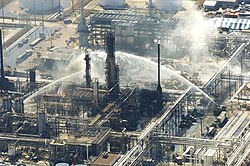 Fire-extinguishing operations after the Texas City refinery explosion