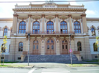 Moise Nicoară National College