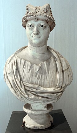 Probable portrait head of Ariadne on an antique but unrelated bust, Museo della Basilica di S. Giovanni in Laterano[31]