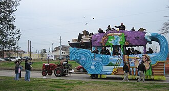 Mardi Gras 2006 in Chalmette: float No. 10 "The FEMA Ship"