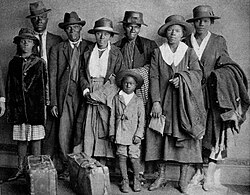 The Arthur family arrived at Chicago's Polk Street Depot on August 30, 1920, during the Great Migration.[17]