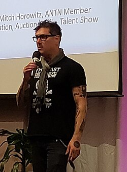 Horowitz speaking in Kansas City, Missouri in 2019