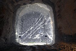 Tunnel excavated with drilling and blasting method