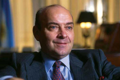 Cavallo was Argentine Congressman, President of Central Bank and Minister of Economy two times.
