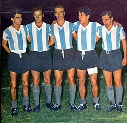 Los Carasucias: Corbatta, Maschio, Angelillo, Sívori and Cruz.
