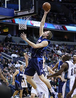 Dirk Nowitzki with the Mavericks