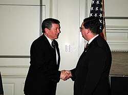 Kerns meets with Attorney General John Ashcroft in 2001
