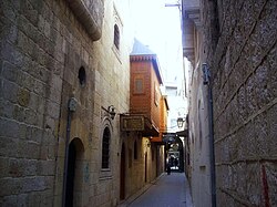 Dar Basile alley in Jdeydeh, 18th century