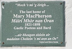 Plaque on the Rosedale Hotel, Portree to Mairi Mhor nan Oran