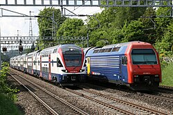 Stadler KISS and Re 450 hauled double-decker cars of Zürich S-Bahn