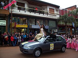 Rocío Chalup, Queen of the Arab community in the Fiesta Nacional del Inmigrante in Oberá, Misiones.