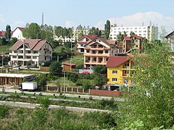 Post-socialist suburbanization in Pitești, Romania.