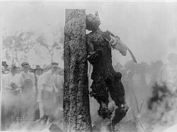 A photograph of the lynching of Jesse Washington