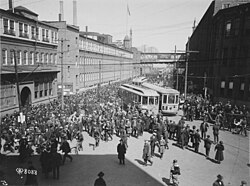 Connecticut Company trolleys in New Haven. Photo taken in April, 1918 at the intersection of Winchester Avenue and Munson Street.