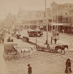 Downtown New Orleans a year before the general strike. The successful strike at the beginning of the year by streetcar conductors led to a wave of unionization in the city.