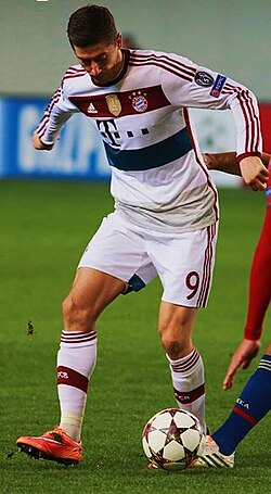 Lewandowski playing for Bayern Munich in 2014