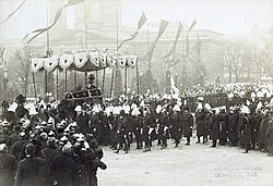 Wilhelm's funeral procession in the Lustgarten, in the background the former Berlin Cathedral, 1888