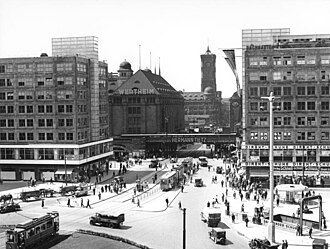 Alexanderhaus and Berolinahaus, Alexanderplatz, 1932