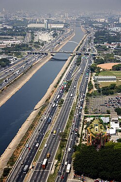 Marginal Tietê, the main expressway of the city