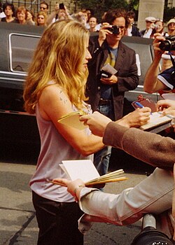 Shue at the premiere of Dreamer at the 2005 Toronto International Film Festival