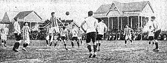 The 1912 edition of the Copa Lipton match being played at the Estadio Racing Club in Buenos Aires