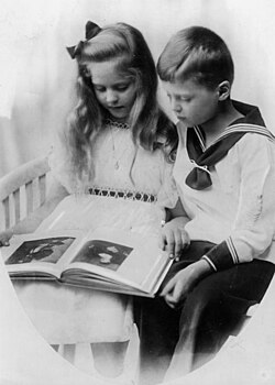 The children of the Duke of Saxe-Coburg and Gotha in 1917: Princess Sibylle and Prince Hubertus