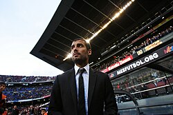Guardiola managing Barcelona in 2009