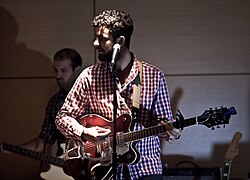 Nicolas Molina of Molina y los Cósmicos playing live.