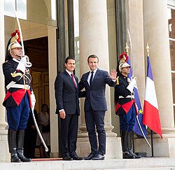 Peña Nieto at the Élysée Palace with French president Emmanuel Macron, 2017